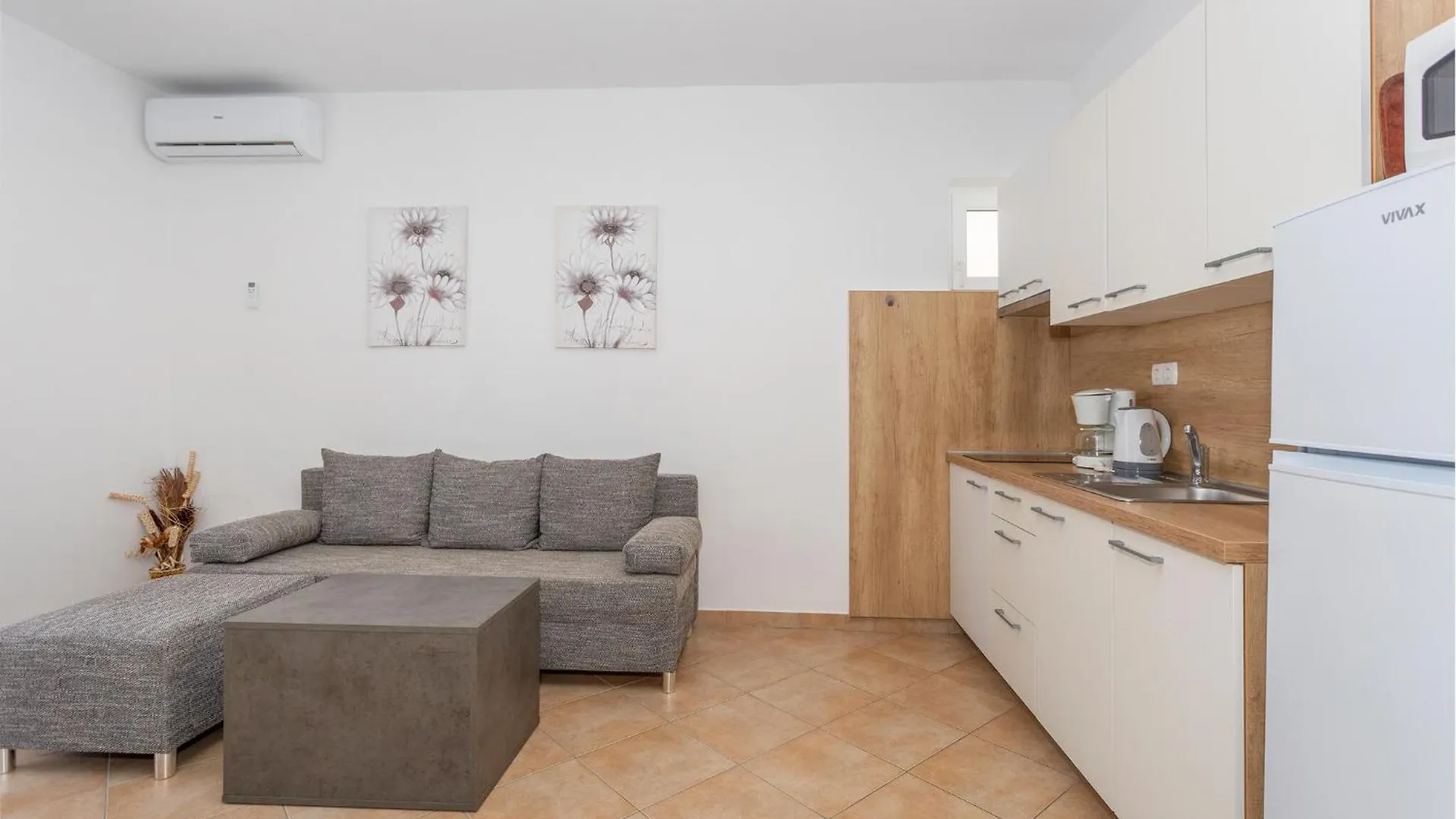 Cozy Apartment In Banjol With Wi-Fi