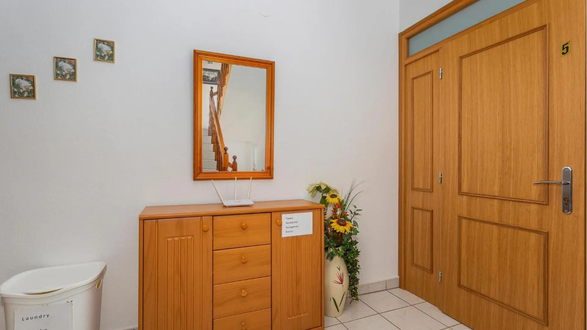 Cozy Apartment In Banjol With Wi-Fi