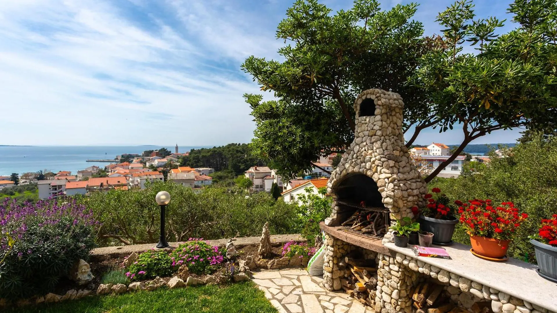 Cozy Apartment In Banjol With Wi-Fi